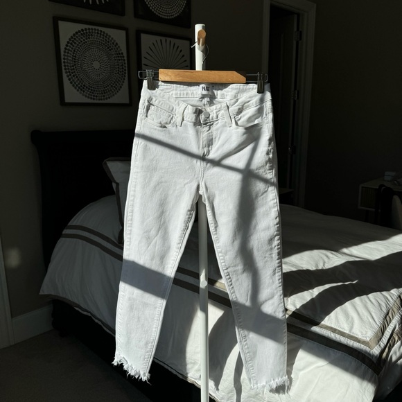 PAIGE Arched Hem Verdugo Crop in Crisp White - Picture 5 of 13